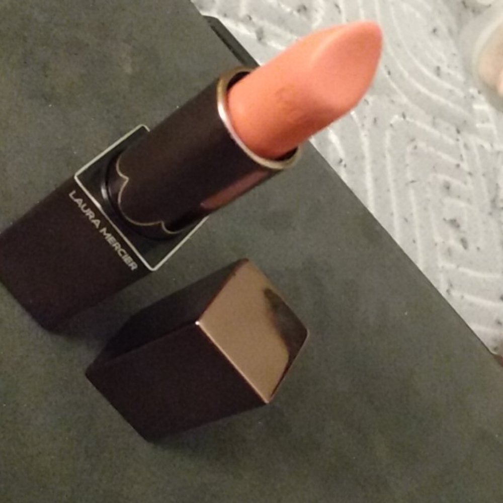 Laura Mercier Creme Lipstick in CORAL CLAIR